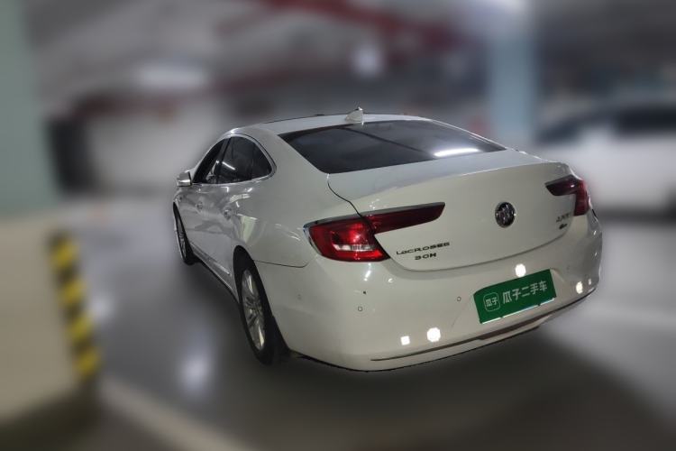 Used Buick LaCrosse 2018 30H Luxury Edition Rear Left 45 Deg