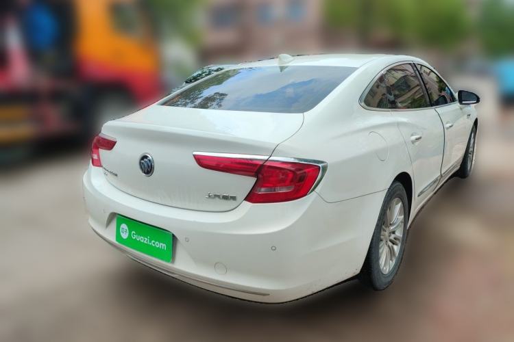 Used Buick LaCrosse 2018 20T Elite Edition Rear Right 45 Deg