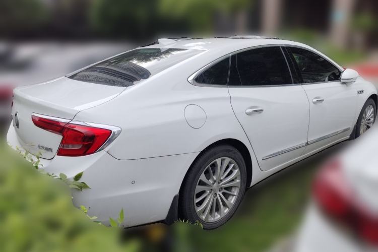 Used Buick LaCrosse 2018 28T Elite Edition Rear Right 45 Deg