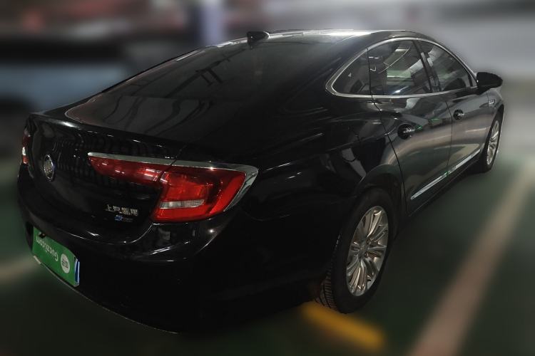 Used Buick LaCrosse 2018 30H Elite Edition Rear Right 45 Deg