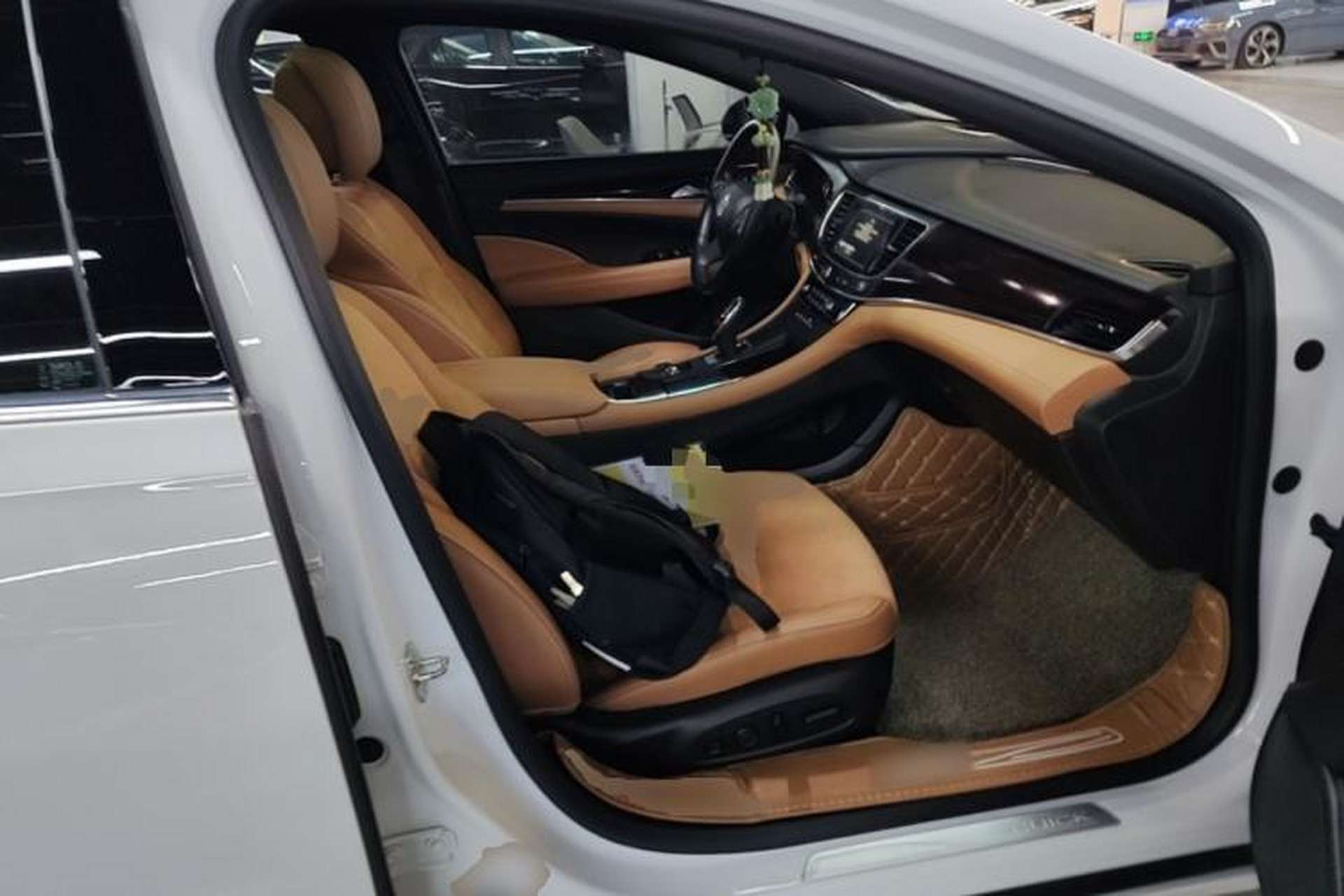 Used Buick LaCrosse 2018 20T Luxury Model Right Front Seat