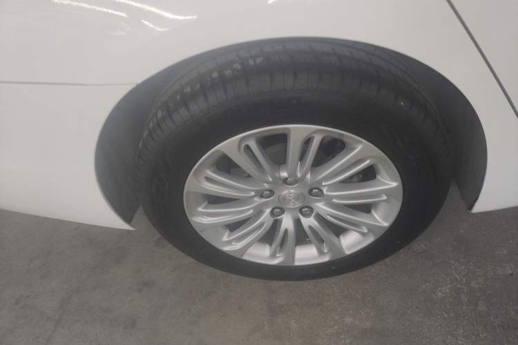 Used Buick LaCrosse 2018 30H Elite Edition Right Rear Wheel Hub