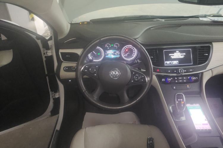 Used Buick LaCrosse 2018 30H Elite Edition Steering Wheel