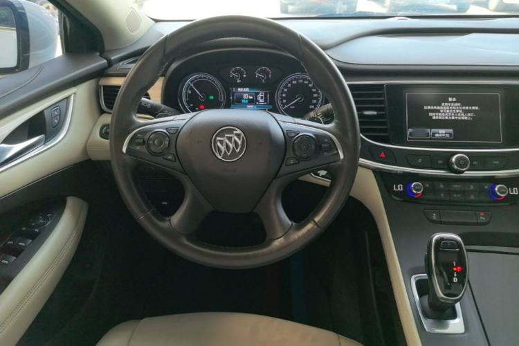 Used Buick LaCrosse 2018 30H Elite Edition Steering Wheel