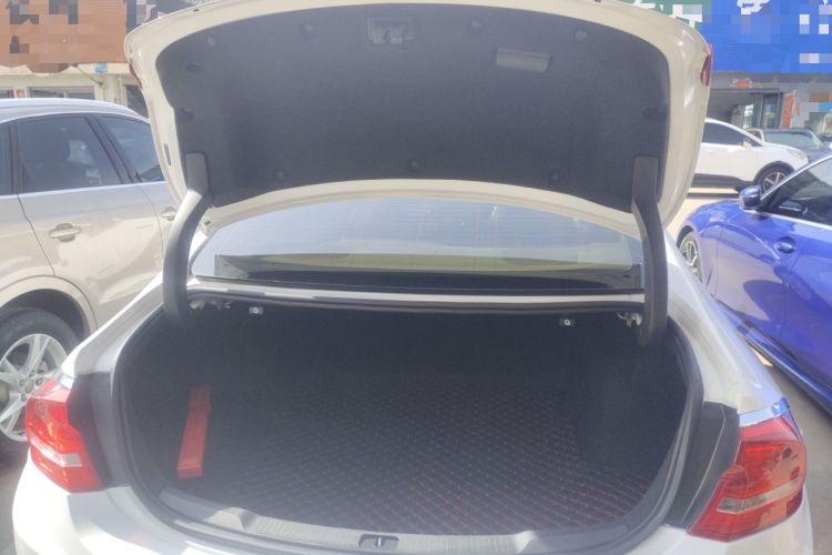 Used Buick LaCrosse 2018 20T Elite Edition Trunk