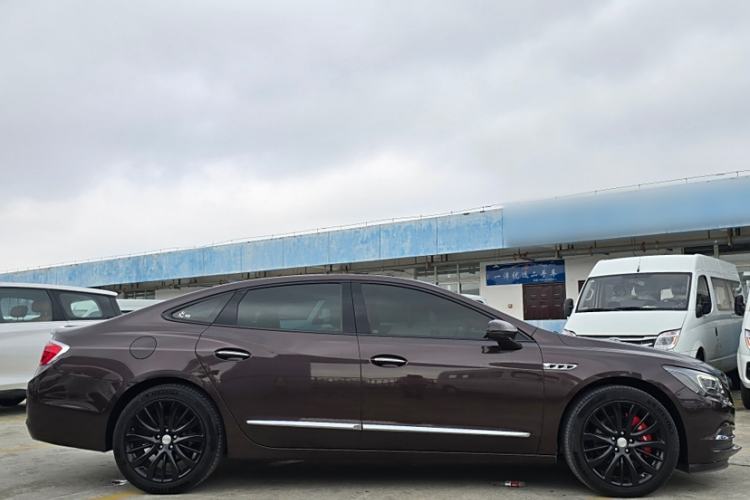 Used Buick LaCrosse 2018 28T Luxury Model Exterior 7