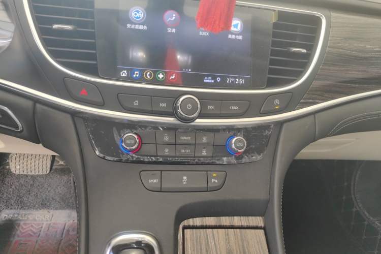 Used Buick LaCrosse 2019 28T Elite Edition Audio And AC Panel