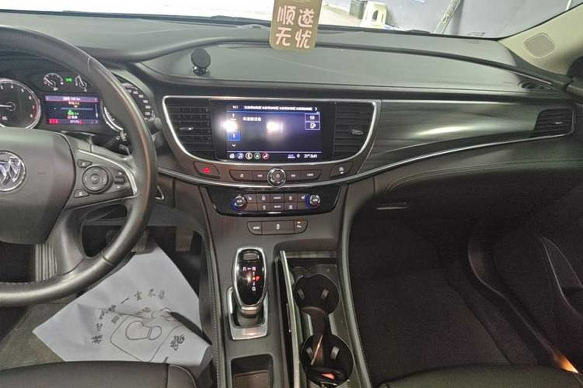 Used Buick LaCrosse 2019 28T Luxury Version Audio And AC Panel
