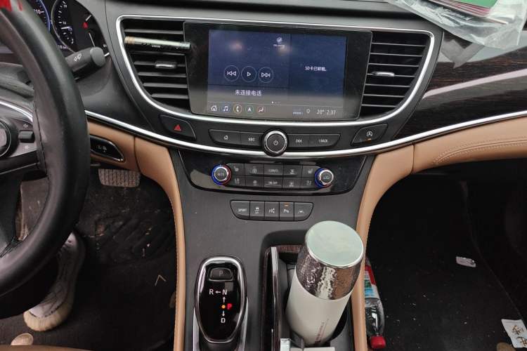 Used Buick LaCrosse 2019 28T Prestige Model Audio And AC Panel