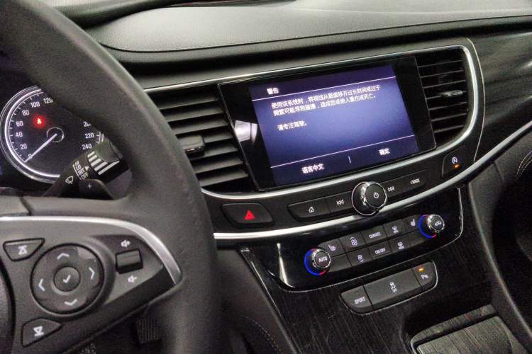 Used Buick LaCrosse 2019 28T Luxury Version Audio And AC Panel