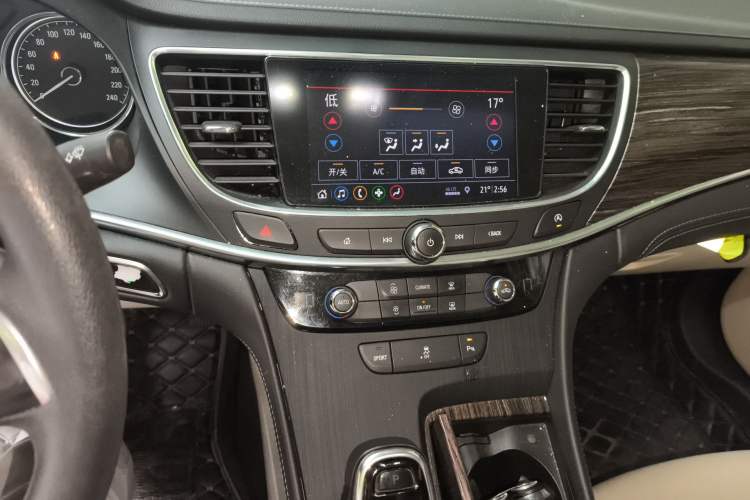 Used Buick LaCrosse 2019 28T Elite Edition Audio And AC Panel