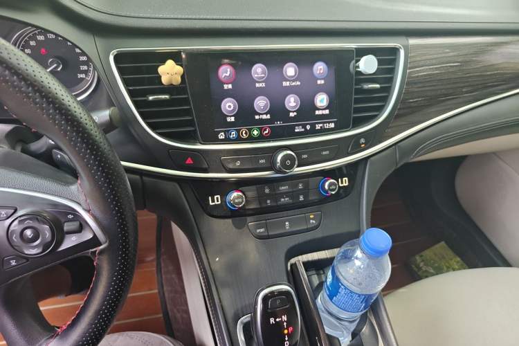 Used Buick LaCrosse 2019 28T Elite Edition Audio And AC Panel