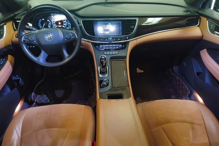 Used Buick LaCrosse 2019 28T Luxury Version Center Console