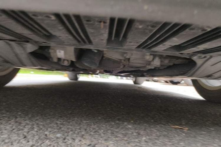 Used Buick LaCrosse 2019 28T Luxury Version Chassis Front