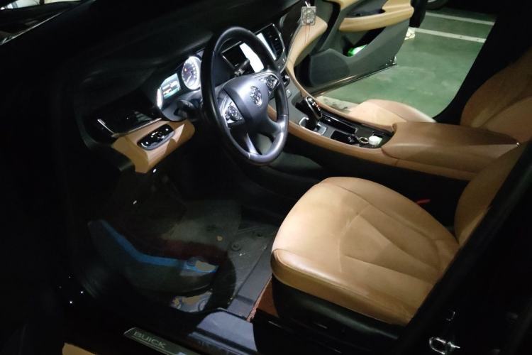 Used Buick LaCrosse 2019 28T Elite Edition Driver Seat