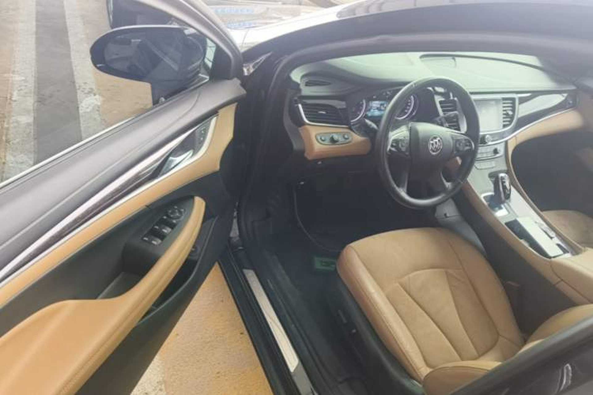 Used Buick LaCrosse 2019 28T Elite Edition Driver Seat