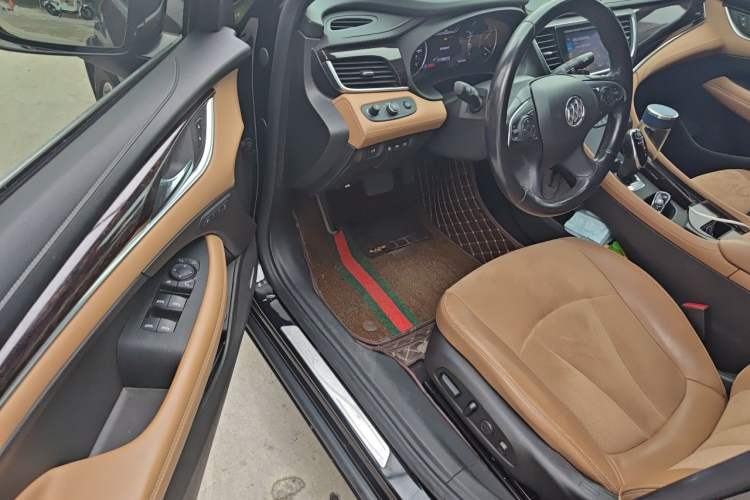Used Buick LaCrosse 2019 28T Prestige Model Driver Seat