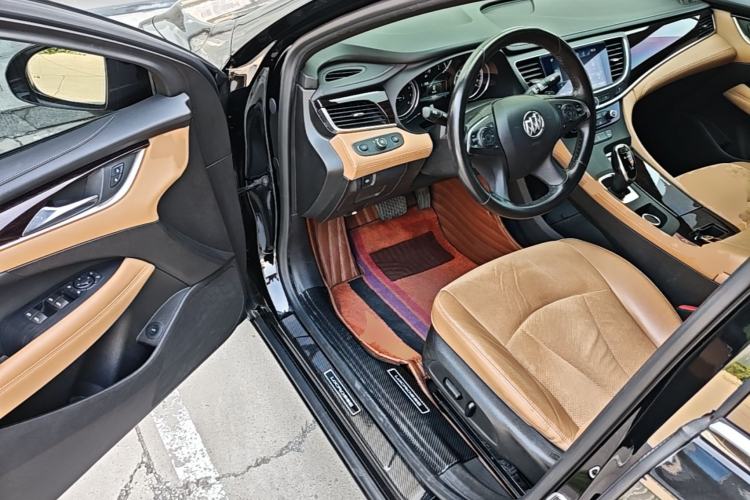 Used Buick LaCrosse 2019 28T Elite Edition Driver Seat