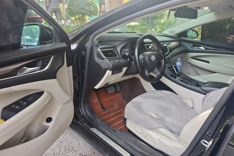 Used Buick LaCrosse 2019 28T Elite Edition Driver Seat