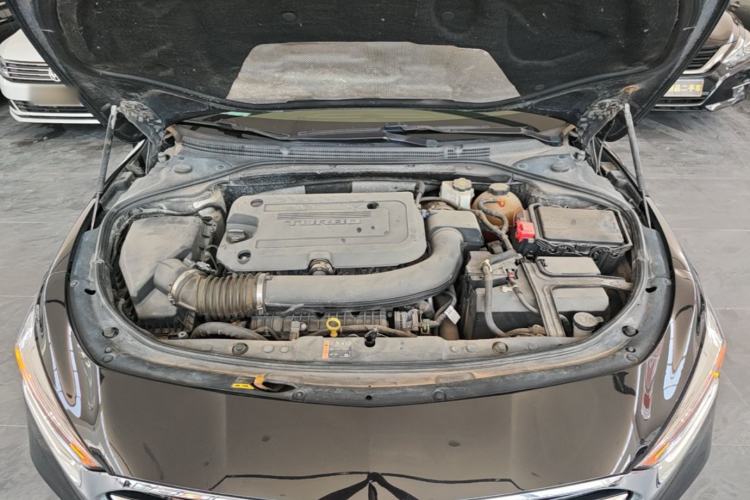 Used Buick LaCrosse 2019 28T Luxury Version Engine Bay