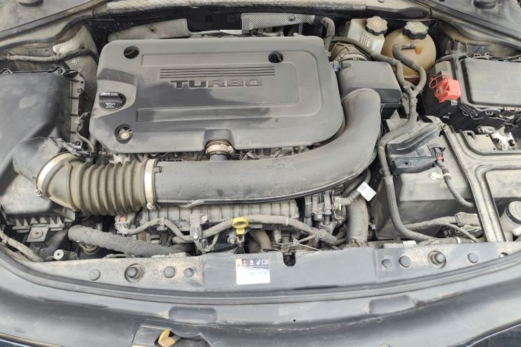 Used Buick LaCrosse 2019 28T Luxury Version Engine Bay