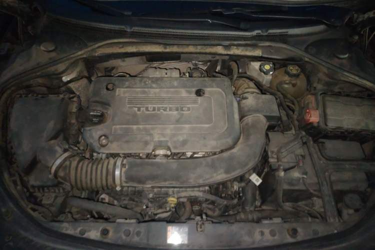 Used Buick LaCrosse 2019 28T Luxury Version Engine Bay