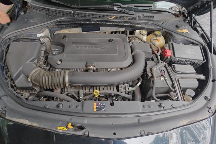 Used Buick LaCrosse 2019 28T Luxury Version Engine Bay