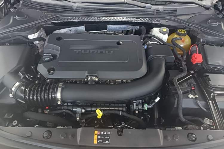 Used Buick LaCrosse 2019 28T Prestige Model Engine Bay