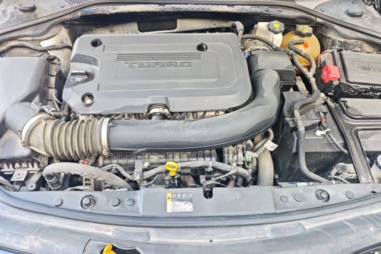 Used Buick LaCrosse 2019 28T Luxury Version Engine Bay