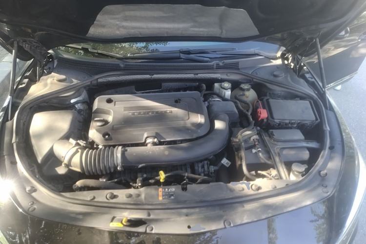 Used Buick LaCrosse 2019 28T Luxury Version Engine Bay