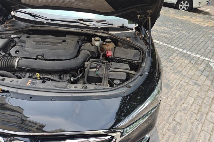 Used Buick LaCrosse 2019 28T Elite Edition Engine Bay Left