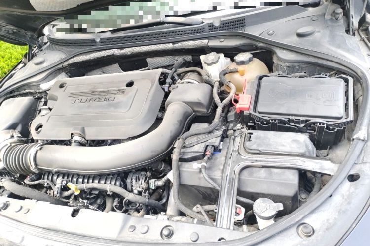 Used Buick LaCrosse 2019 28T Luxury Version Engine Bay Left