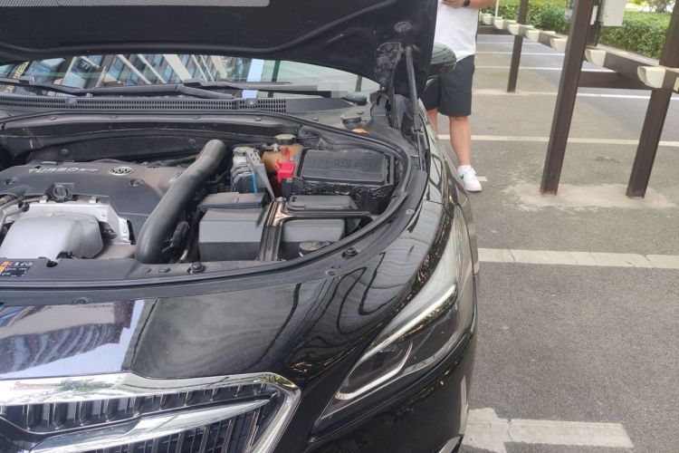 Used Buick LaCrosse 2019 28T Elite Edition Engine Bay Left