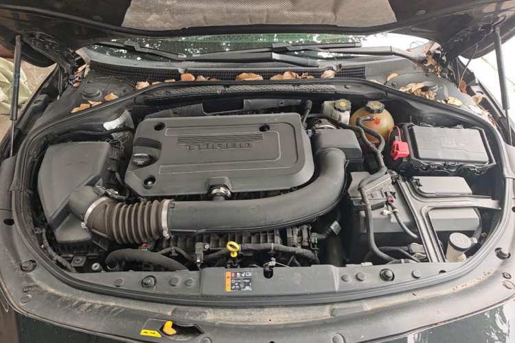 Used Buick LaCrosse 2019 28T Elite Edition Engine Bay