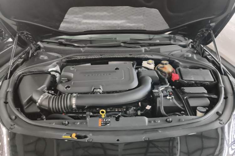 Used Buick LaCrosse 2019 28T Luxury Version Engine Bay