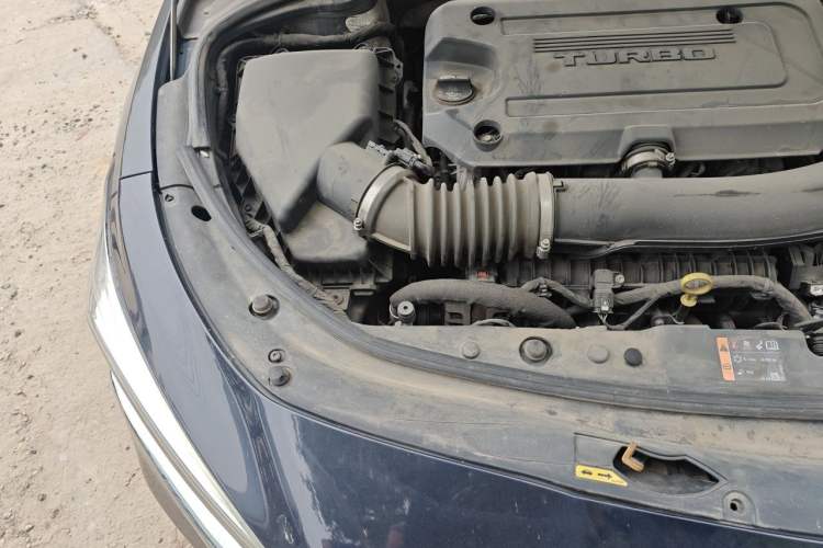 Used Buick LaCrosse 2019 28T Prestige Model Engine Bay Right
