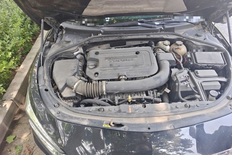 Used Buick LaCrosse 2019 28T Elite Edition Engine Bay Right