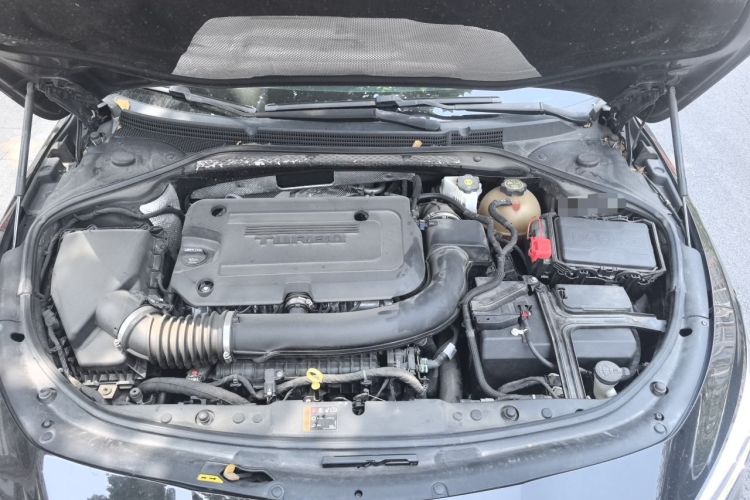 Used Buick LaCrosse 2019 28T Luxury Version Engine Bay