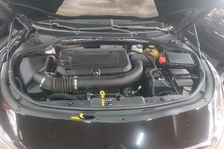 Used Buick LaCrosse 2019 28T Prestige Model Engine Bay