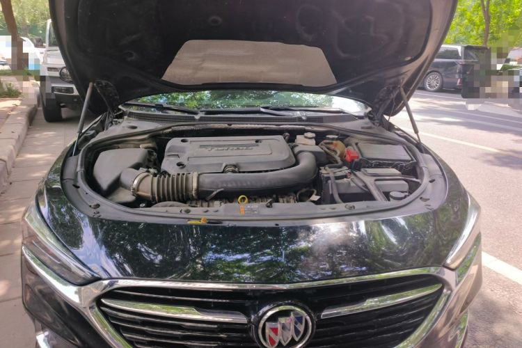 Used Buick LaCrosse 2019 28T Luxury Version Engine Bay