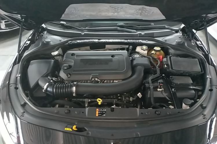 Used Buick LaCrosse 2019 28T Elite Edition Engine Bay