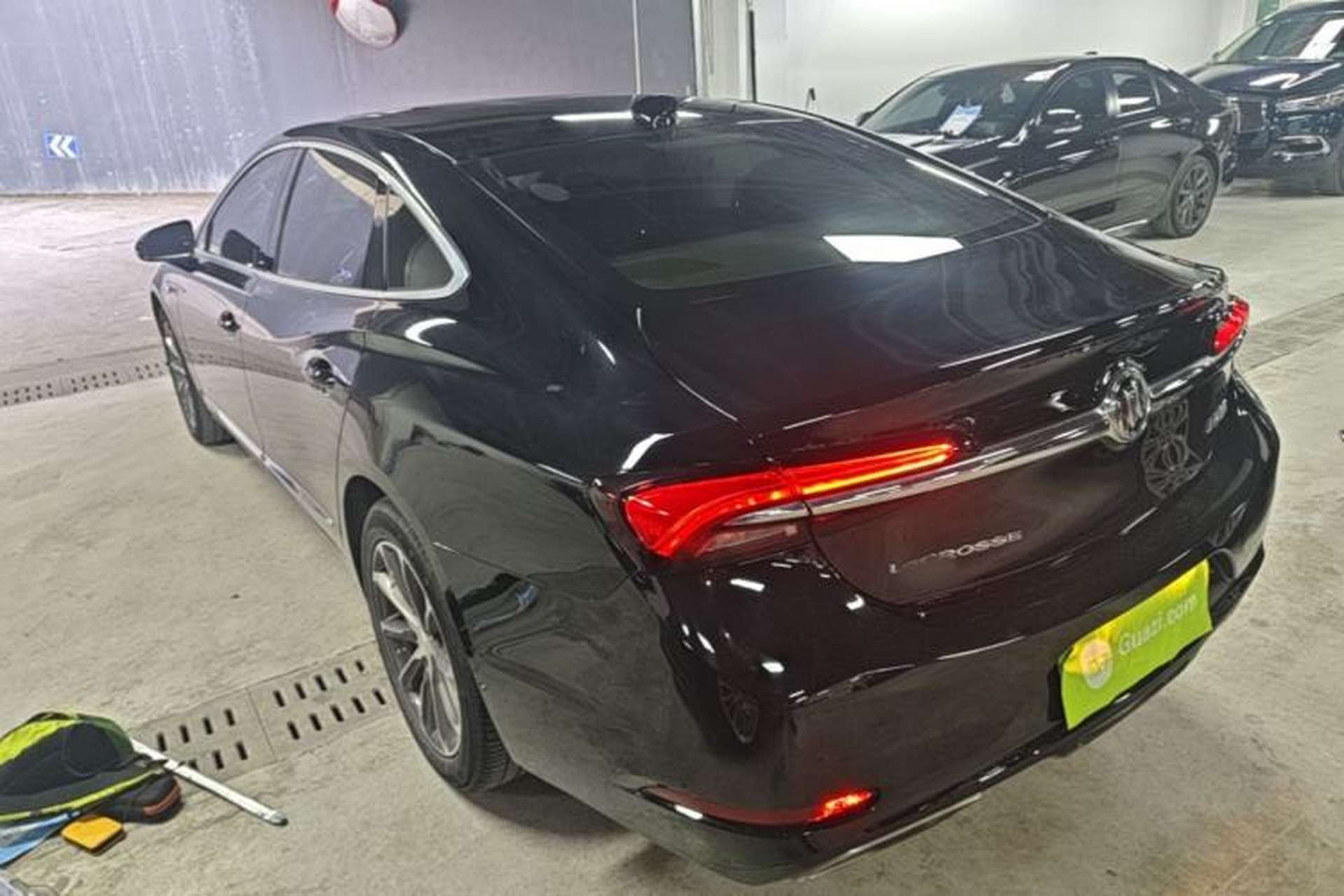 Used Buick LaCrosse 2019 28T Luxury Version Exterior 2