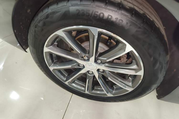 Used Buick LaCrosse 2019 28T Prestige Model Exterior 5