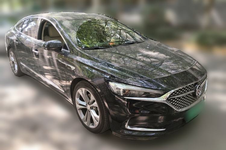Used Buick LaCrosse 2019 28T Avenir Front Right 45 Deg