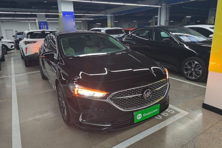 Used Buick LaCrosse 2019 28T Elite Edition Front Right 45 Deg