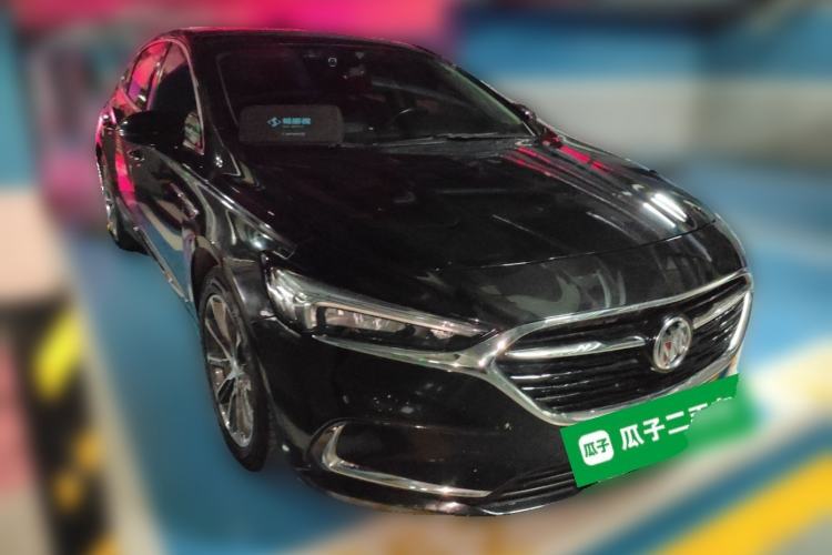 Used Buick LaCrosse 2019 28T Luxury Version Front Right 45 Deg