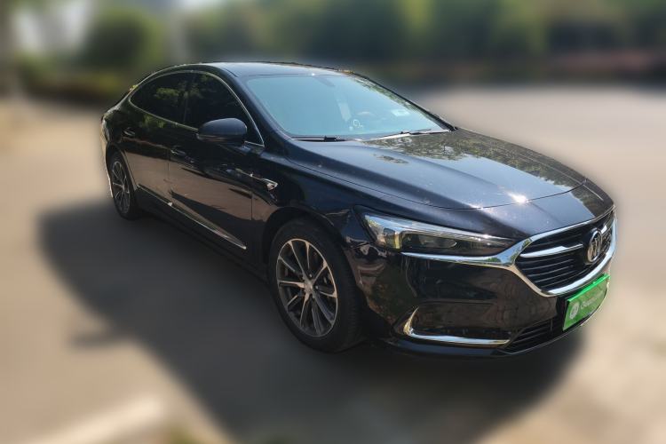 Used Buick LaCrosse 2019 28T Elite Edition Front Right 45 Deg