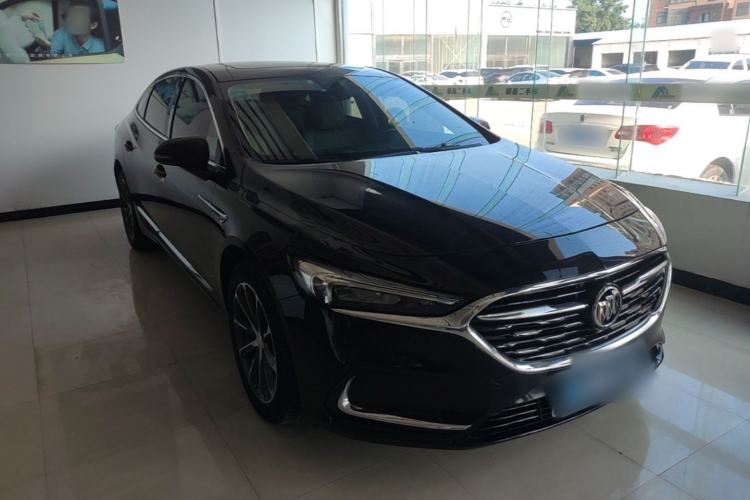 Used Buick LaCrosse 2019 28T Elite Edition Front Right 45 Deg