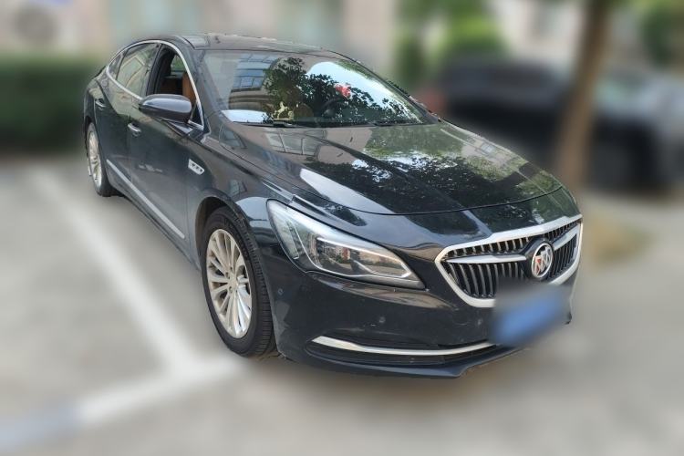 Used Buick LaCrosse 2019 28T Elite Edition Front Right 45 Deg