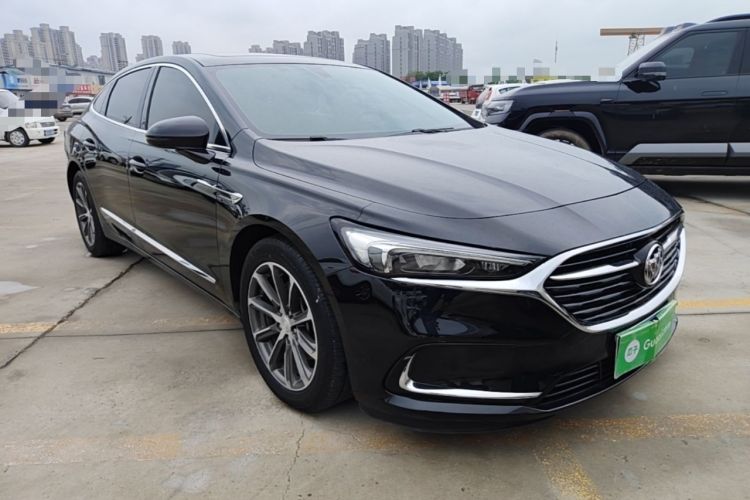 Used Buick LaCrosse 2019 28T Luxury Version Front Right 45 Deg
